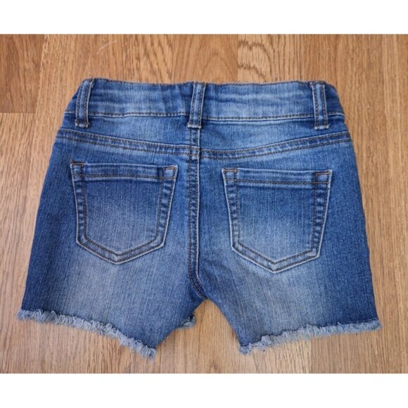 Cat & Jack Girls Super Stretch Raw Cut Distressed Denim Blue Jeans Shorts XS 4-5 - Picture 8 of 9